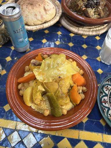 Photo of Oasis lounge - 1 Church Ln, London N2 8DX